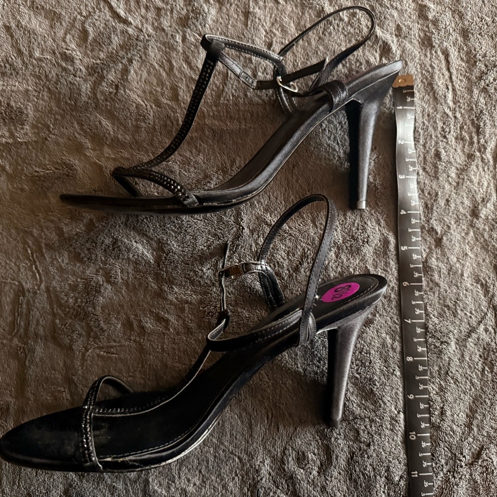 Elegant Black Strappy Heels Ralph Lauren